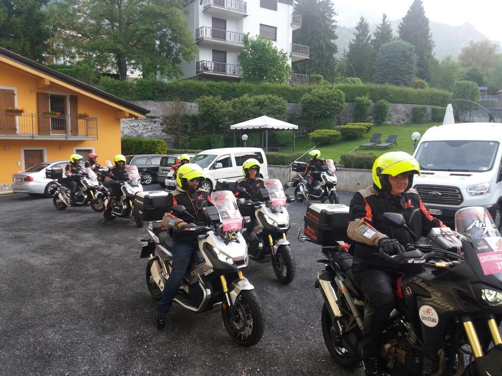 Hotel Ferrari Castione della Presolana Εξωτερικό φωτογραφία