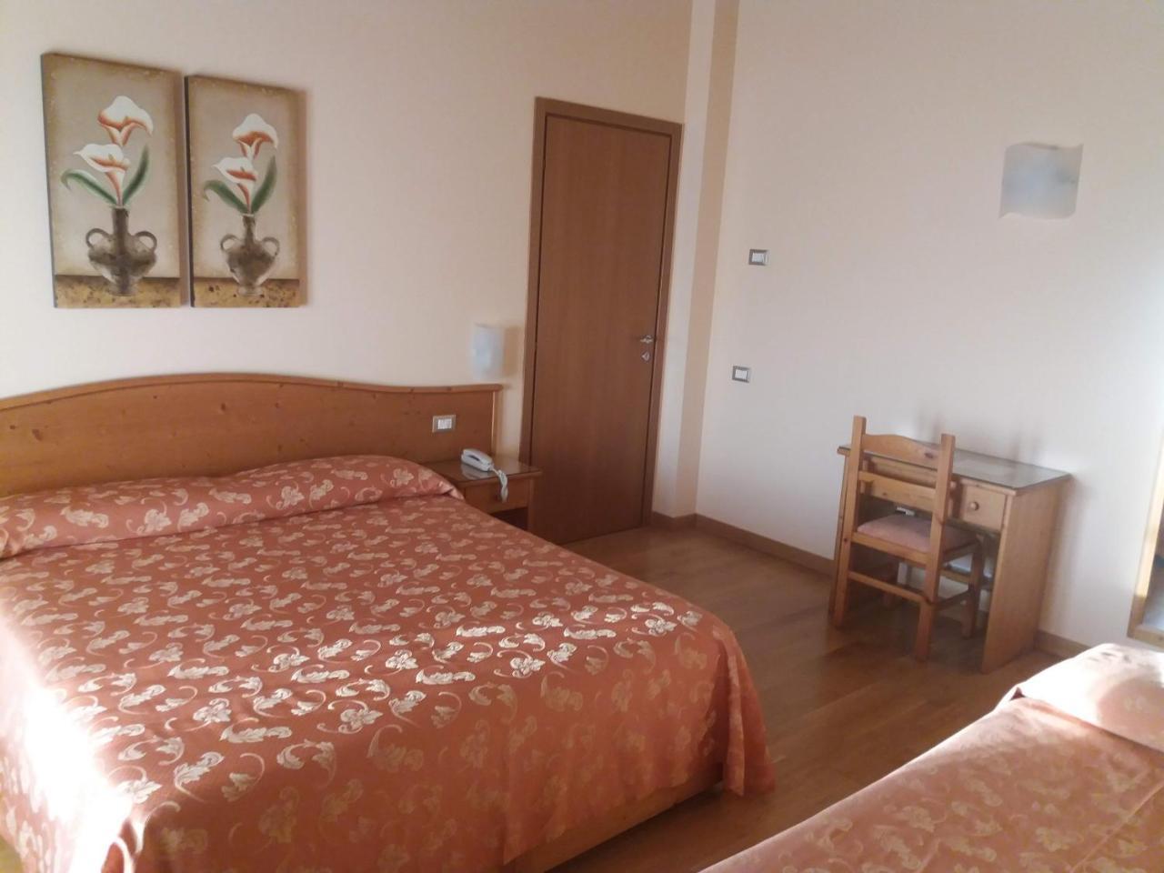 Hotel Ferrari Castione della Presolana Εξωτερικό φωτογραφία